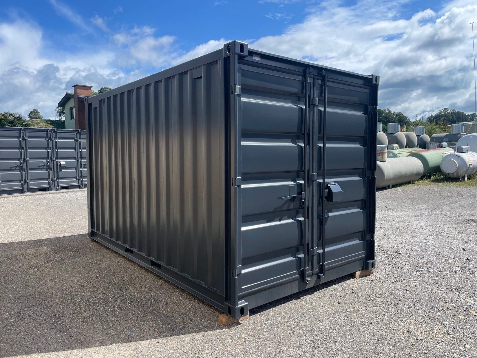 imgi 6 15 lagercontainer open side garage container lounge 1.jpeg imgi 6 15 lagercontainer open side garage container lounge 1.jpeg